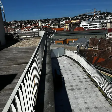 Luxury Penthouse At The Historical Centre Parking * Pozsony