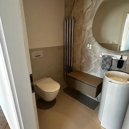 Luxury Penthouse At The Historical Centre Parking Appartamento Bratislava