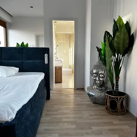 Luxury Penthouse At The Historical Centre Parking Appartamento Bratislava