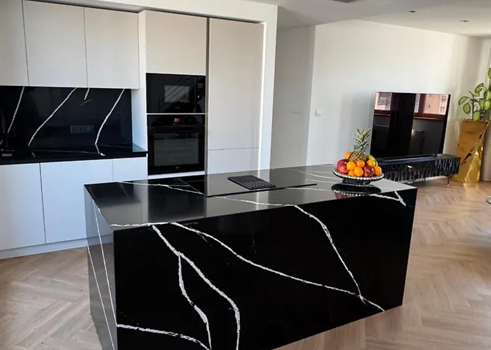 Appartement Luxury Penthouse At The Historical Centre Parking Bratislava