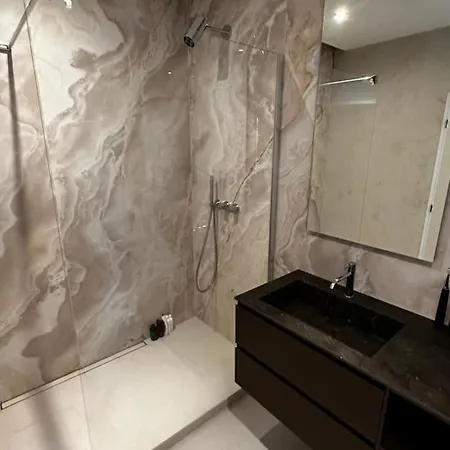 Luxury Penthouse At The Historical Centre Parking